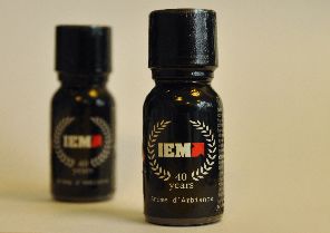 Fetish store - IEM sort son poppers !